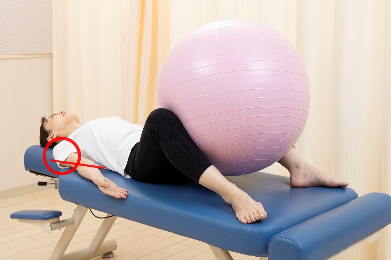 お腹が痩せる！代謝アップさせながら腰痛・肩こり改善するエクササイズ